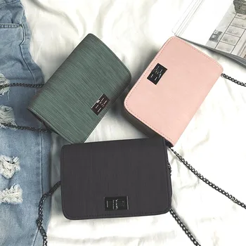 2020 New Women Messenger Bag Square Bag Cloth Pattern Turn Lock Mini Bag The Tide Female Handbag Shoulder Diagonal Crossbody Bag 
2020 New Women Messenger Bag Square Bag Cloth Pattern Turn Lock Mini Bag The Tide Female Handbag Shoulder Diagonal Crossbody Bag
