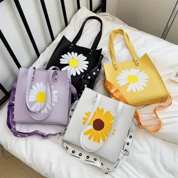 Brand Original Design Summer Bag 2020 New Daisy Flower Portable Large Capacity Shoulder Messenger Bag
Brand Original Design Summer Bag 2020 New Daisy Flower Portable Large Capacity Shoulder Messenger Bag