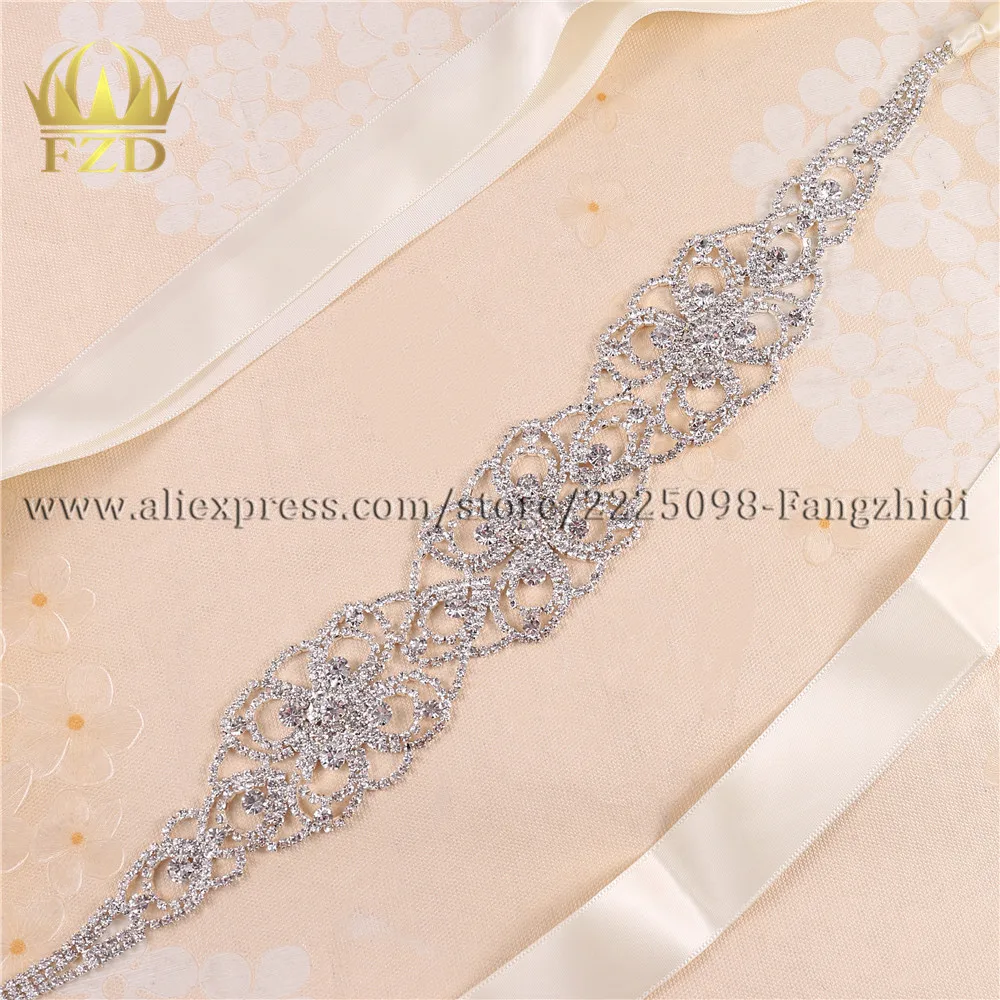 FZD 2 Pieces Crystal Metal Chain Applique Fashion Sewing on Beaded Decoration for Wedding Dresses Arts,Crafts& Sewing DIY
FZD 2 Pieces Crystal Metal Chain Applique Fashion Sewing on Beaded Decoration for Wedding Dresses Arts,Crafts& Sewing DIY