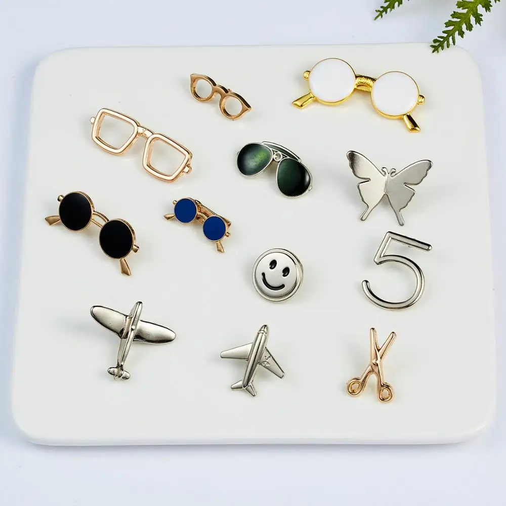 Rinhoo simple scissors Aircraft Brooch badge alloy sunglasses Air plane brooch Men's suit Lapel collar pins charm jewelry gift
Rinhoo simple scissors Aircraft Brooch badge alloy sunglasses Air plane brooch Men's suit Lapel collar pins charm jewelry gift