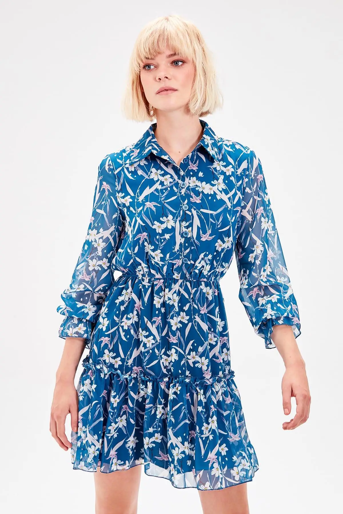 Trendyol Navy Blue Print Dress TWOAW20EL0338 
Trendyol Navy Blue Print Dress TWOAW20EL0338