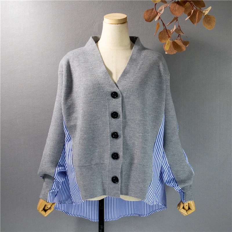 Autumn Women's Sweaters Patchwork Srtiped Knitting V-Neck Stylish Knitted Button Cardigans Loose Tops V-Neck Computer Knitted
Autumn Women's Sweaters Patchwork Srtiped Knitting V-Neck Stylish Knitted Button Cardigans Loose Tops V-Neck Computer Knitted