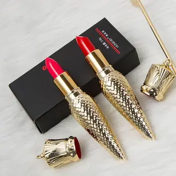 Louboutin Lipstick Queen Truncheon Lipstick Moisturizing Cut Men's Lipstick
Louboutin Lipstick Queen Truncheon Lipstick Moisturizing Cut Men's Lipstick