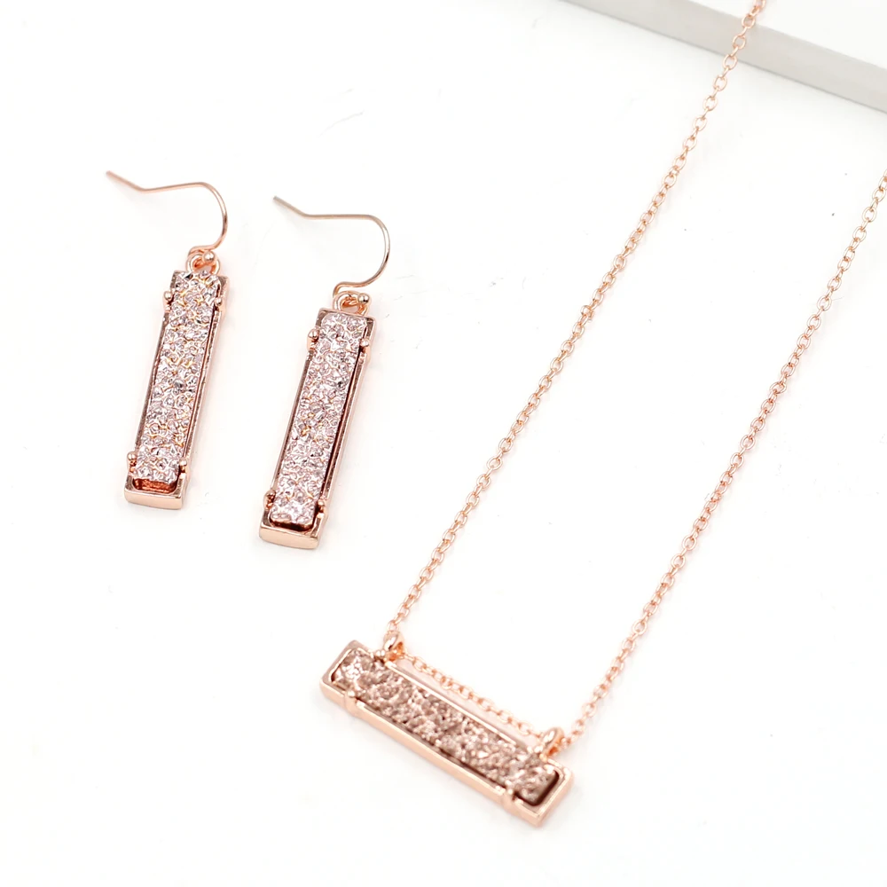 New Hot Selling High Polishing Long Strip Inlay Multicolor Druzy Stone Earrings&Necklace Set For Women Girls Fashion Jewelry
New Hot Selling High Polishing Long Strip Inlay Multicolor Druzy Stone Earrings&Necklace Set For Women Girls Fashion Jewelry