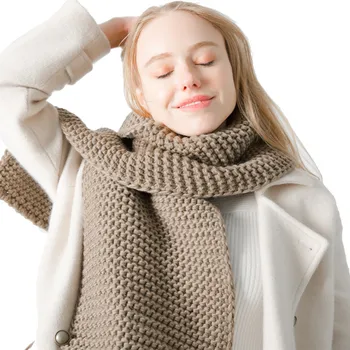 New winter Korean version of coarse wool handmade solid color scarf thickened men's and women's lovers knitted scarf Tonglu
New winter Korean version of coarse wool handmade solid color scarf thickened men's and women's lovers knitted scarf Tonglu