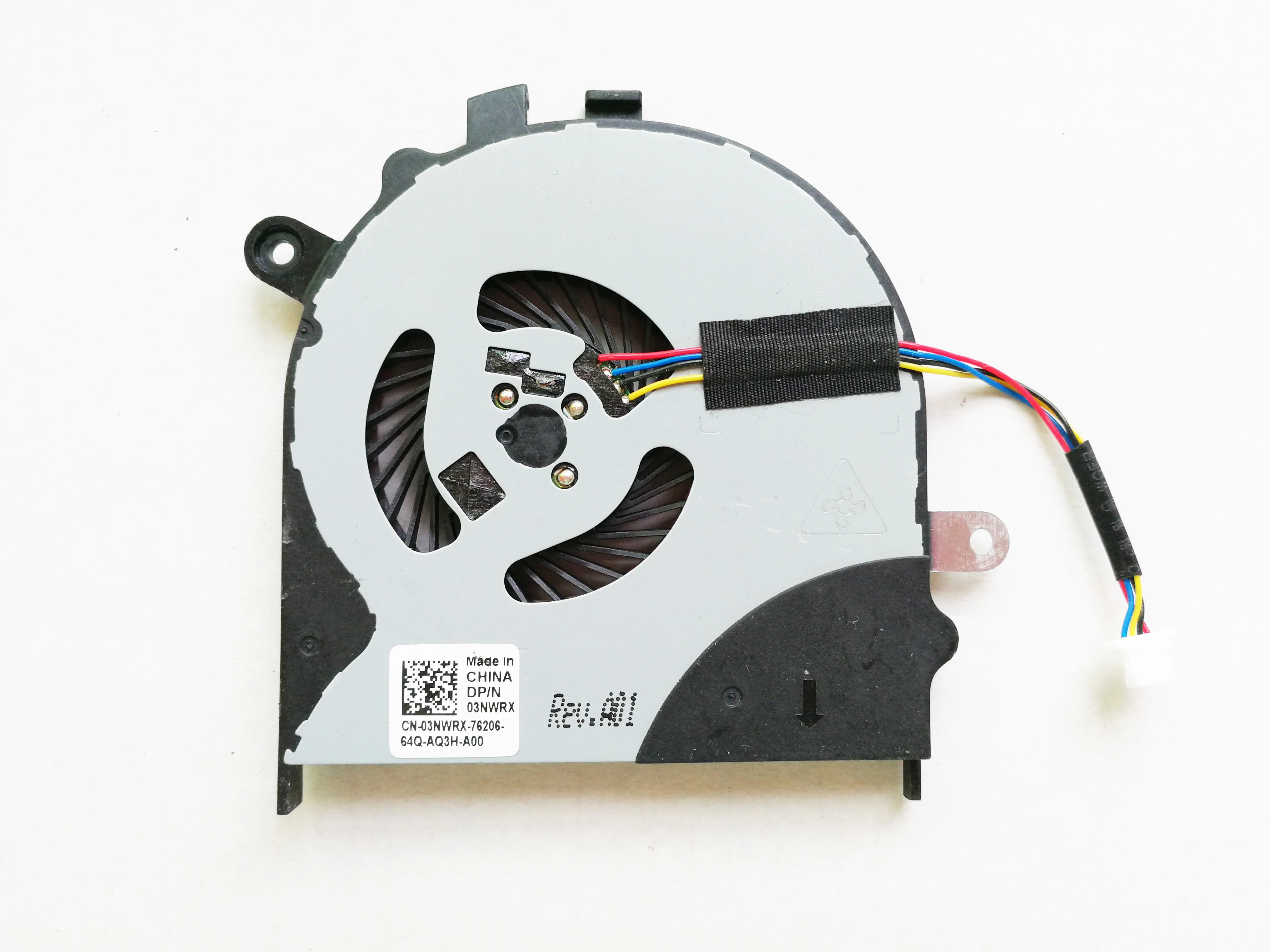 Новый оригинальный вентилятор для Dell Inspiron 15 7558 7568 3NWRX 03NWRX cn 03NWRX|Компьютерные