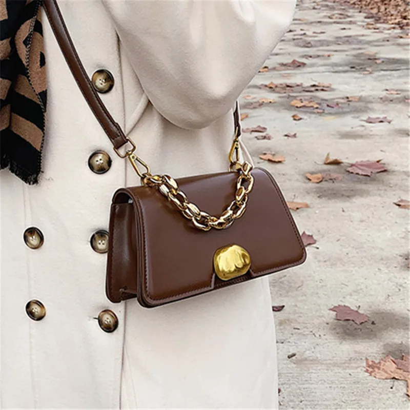 2020 New Solid Color Lock Square Handbag Trend PU Leather Women Chain Shoulder Bag Chic Elegant Ladies Diagonal Tofu Bags Bulsos
2020 New Solid Color Lock Square Handbag Trend PU Leather Women Chain Shoulder Bag Chic Elegant Ladies Diagonal Tofu Bags Bulsos