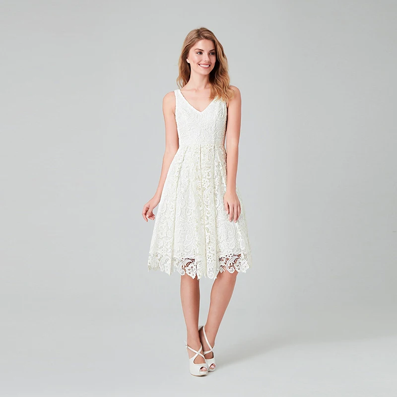 Latest Arrival Holy Short Lace Mother of the Bride Dresses A Line V Neck Sleeveless Knee Length Wedding Guest Gowns Back Out
Latest Arrival Holy Short Lace Mother of the Bride Dresses A Line V Neck Sleeveless Knee Length Wedding Guest Gowns Back Out