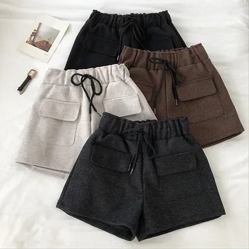 Winter Women Shorts High Waist Ladies Loose Pocket Shorts Chic Double Pockets Female Elastic Waist Fashion Lace Up Casual Short
Winter Women Shorts High Waist Ladies Loose Pocket Shorts Chic Double Pockets Female Elastic Waist Fashion Lace Up Casual Short