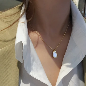 GHIDBK 2020 Trendy Stainless Steel Jewelry Bohemia Irregular Natural Grey Shell Pendant Necklaces Minimal Coin Potrait Chokers 
GHIDBK 2020 Trendy Stainless Steel Jewelry Bohemia Irregular Natural Grey Shell Pendant Necklaces Minimal Coin Potrait Chokers