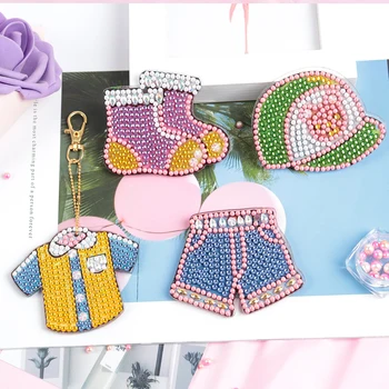 4/5Pcs DIY Special Shape Diamond Painting Key Ring Pendant Bag Ornaments Keychain Clothing Animal Daimond Painting Craft Gift 
4/5Pcs DIY Special Shape Diamond Painting Key Ring Pendant Bag Ornaments Keychain Clothing Animal Daimond Painting Craft Gift