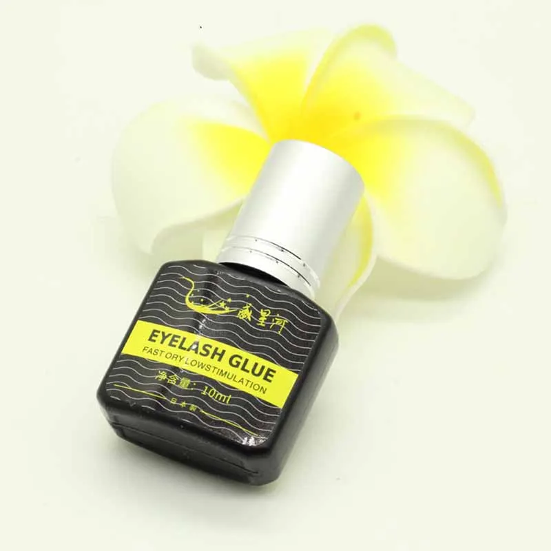 1Bottle Eyelashes Extension Glue 10ml Long-lasting Nature Fast Drying Adhesive False Eye Lashes Makeup Tool
1Bottle Eyelashes Extension Glue 10ml Long-lasting Nature Fast Drying Adhesive False Eye Lashes Makeup Tool