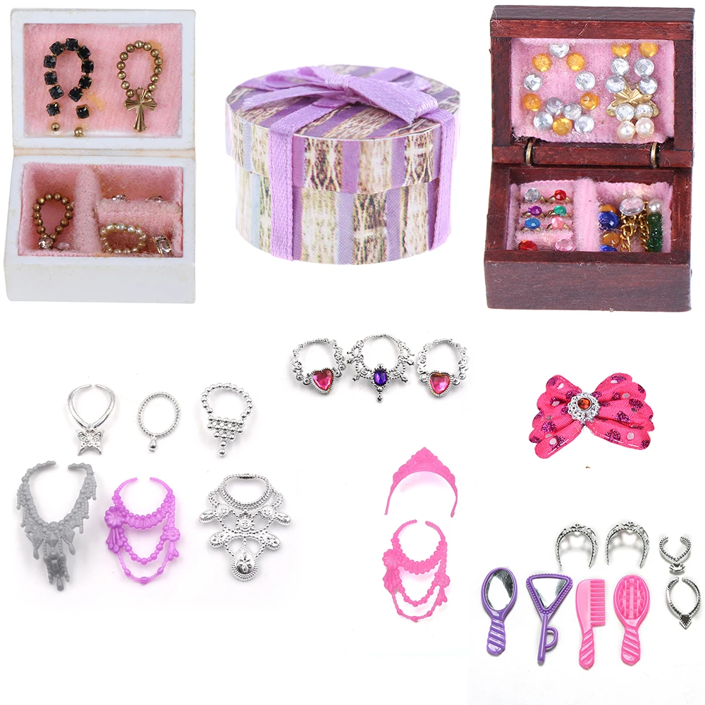 Lid Toolkit Toolbox / Jewelry / Medical Box / Artist Paint Pen / Gift Box /Sewing Box 1:12 Scale Dollhouse Miniature Doll Houses
Lid Toolkit Toolbox / Jewelry / Medical Box / Artist Paint Pen / Gift Box /Sewing Box 1:12 Scale Dollhouse Miniature Doll Houses