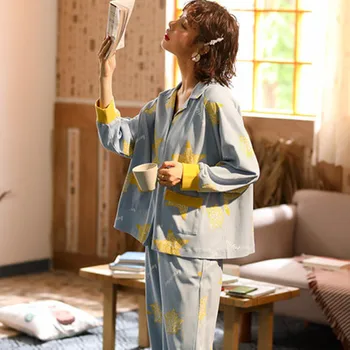 Pajamas female cotton long sleeves sweet and lovely cardigan autumn winter two sets Korean version student home clothes
Pajamas female cotton long sleeves sweet and lovely cardigan autumn winter two sets Korean version student home clothes