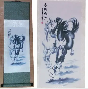 Collection Chinese Silk Scroll Painting Ink Double Horse Painting Win Success Immediately Upon Arrival 
Collection Chinese Silk Scroll Painting Ink Double Horse Painting Win Success Immediately Upon Arrival
