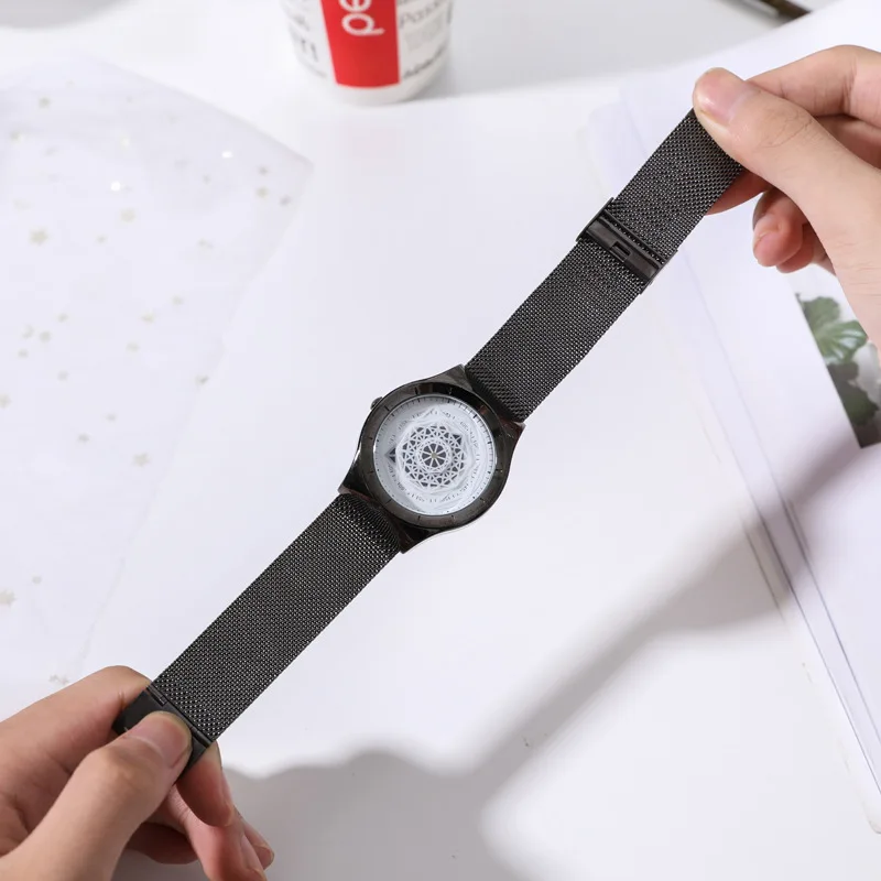 New Concept Fashion And Personality Creative Watch Men And Women Students Korean-style Simple Trend Mesh Belt Fashion Watch
New Concept Fashion And Personality Creative Watch Men And Women Students Korean-style Simple Trend Mesh Belt Fashion Watch