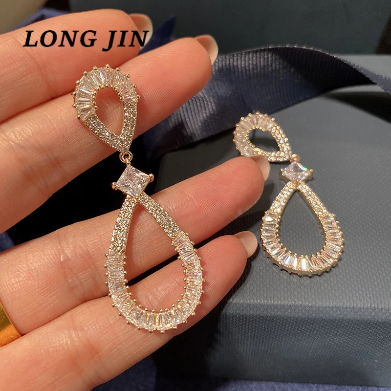 Bohemian Wind Design Sense Geometric 8 Word Drop Shape Retro High Feeling Retro Trend Long Style Earrings Crystal Ornaments
Bohemian Wind Design Sense Geometric 8 Word Drop Shape Retro High Feeling Retro Trend Long Style Earrings Crystal Ornaments