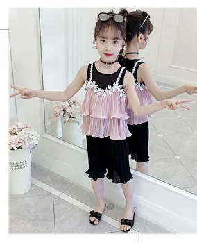 New girls summer suit children's fashion fashion stitching lace flower two-piece baby girl hipster children's clothing tide suit
New girls summer suit children's fashion fashion stitching lace flower two-piece baby girl hipster children's clothing tide suit