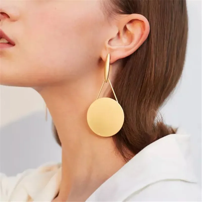Simple Punk Cool Fashion New Design Big Gold Stars Drop Earrings Exaggerated Matte Alloy Round Dangle Earrings For Women Girl
Simple Punk Cool Fashion New Design Big Gold Stars Drop Earrings Exaggerated Matte Alloy Round Dangle Earrings For Women Girl