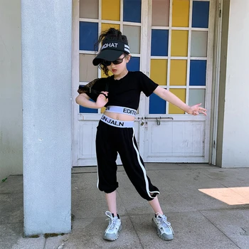 Girls sports suits 2020 summer new girl's wild short T-shirt cropped pants foreign casual two-piece suit
Girls sports suits 2020 summer new girl's wild short T-shirt cropped pants foreign casual two-piece suit