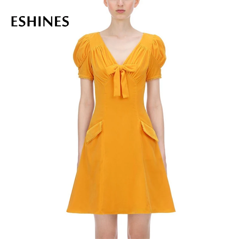 ESHINES Self Portrait Designer Mini Dress Vintage Yellow V-Neck Puff Sleeve Bow With Pockets Slim Velvet Dress
ESHINES Self Portrait Designer Mini Dress Vintage Yellow V-Neck Puff Sleeve Bow With Pockets Slim Velvet Dress