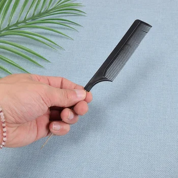 Plastic Fine-tooth Hair Comb Metal Pin Hairdressing Hair Styling Beauty Tools New Styling Rat Tail Black Easy Use Fashion Hot
Plastic Fine-tooth Hair Comb Metal Pin Hairdressing Hair Styling Beauty Tools New Styling Rat Tail Black Easy Use Fashion Hot