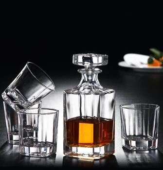 5 Pcs set novelty square design Crystal Glass lead-free home Whiskey Decanter Set with 4 Pcs old fashioned Whiskey Glass
5 Pcs set novelty square design Crystal Glass lead-free home Whiskey Decanter Set with 4 Pcs old fashioned Whiskey Glass