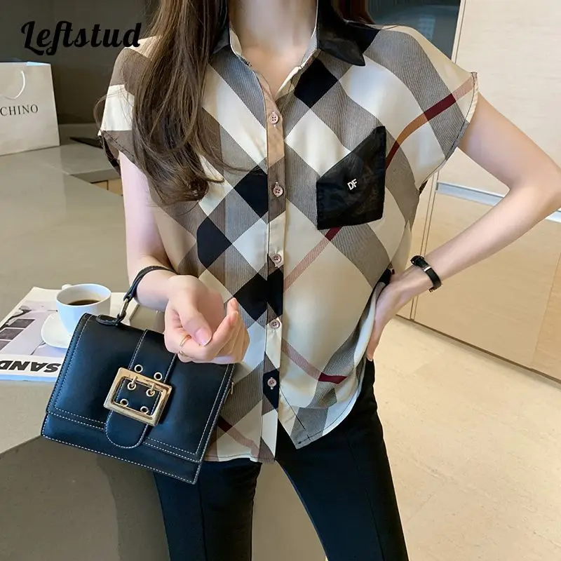 Plaid shirt 2022 spring new fashion retro button pocket polo collar single-breasted casual short-sleeved chiffon shirt women
Plaid shirt 2022 spring new fashion retro button pocket polo collar single-breasted casual short-sleeved chiffon shirt women
