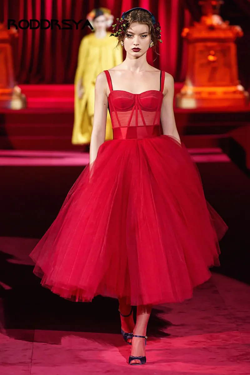 Simple Tea Length Prom Dresses Red Tulle Evening Dress Vintage Formal Dress Vestidos Elegantes Catwalk, Red Carpet
Simple Tea Length Prom Dresses Red Tulle Evening Dress Vintage Formal Dress Vestidos Elegantes Catwalk, Red Carpet