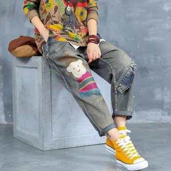 autumn new cartoon characters embroidered water wash jeans Pant long pants girl easing breaking height joker woman
autumn new cartoon characters embroidered water wash jeans Pant long pants girl easing breaking height joker woman