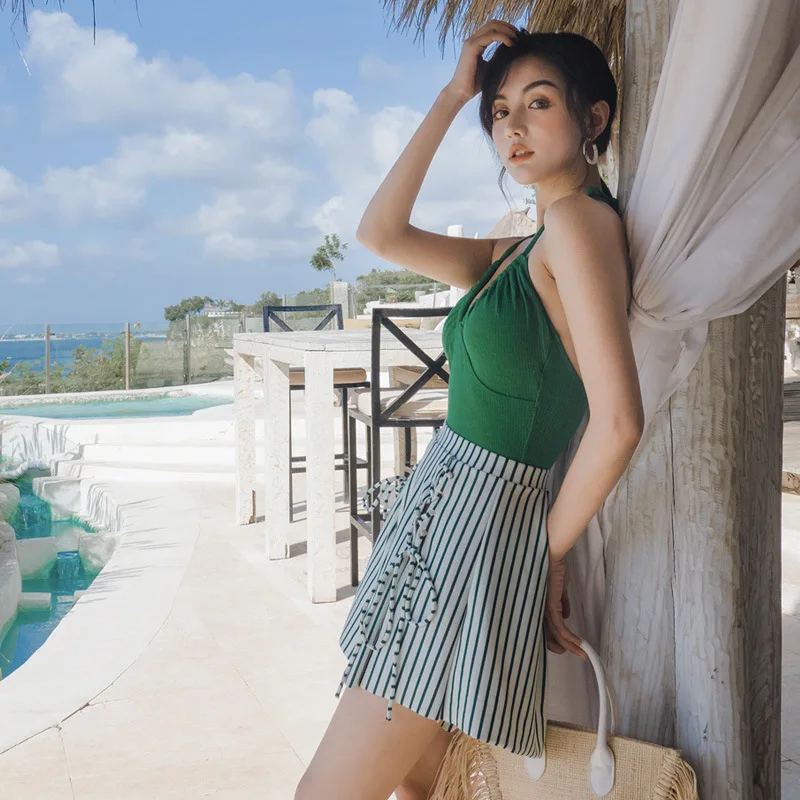 2020 Rong Wave New Products South Korea INS Literature And Art Simple Slimming Split Type Two-Piece Set Hot Springs Bathing Suit
2020 Rong Wave New Products South Korea INS Literature And Art Simple Slimming Split Type Two-Piece Set Hot Springs Bathing Suit