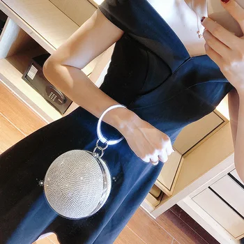 Fashion Diamond Women Clutch Bag Full Crystal Shoulder Bags New Ball Shaped Female Handbags Wedding Purse Chain Crossbody Bags
Fashion Diamond Women Clutch Bag Full Crystal Shoulder Bags New Ball Shaped Female Handbags Wedding Purse Chain Crossbody Bags