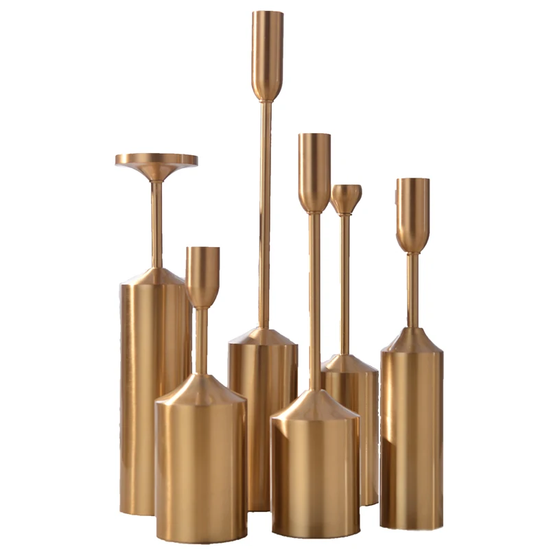 Scandinavian contracted metal handicraft places a Europe type to restore ancient ways candlestick romantic mensal aureate candle
Scandinavian contracted metal handicraft places a Europe type to restore ancient ways candlestick romantic mensal aureate candle