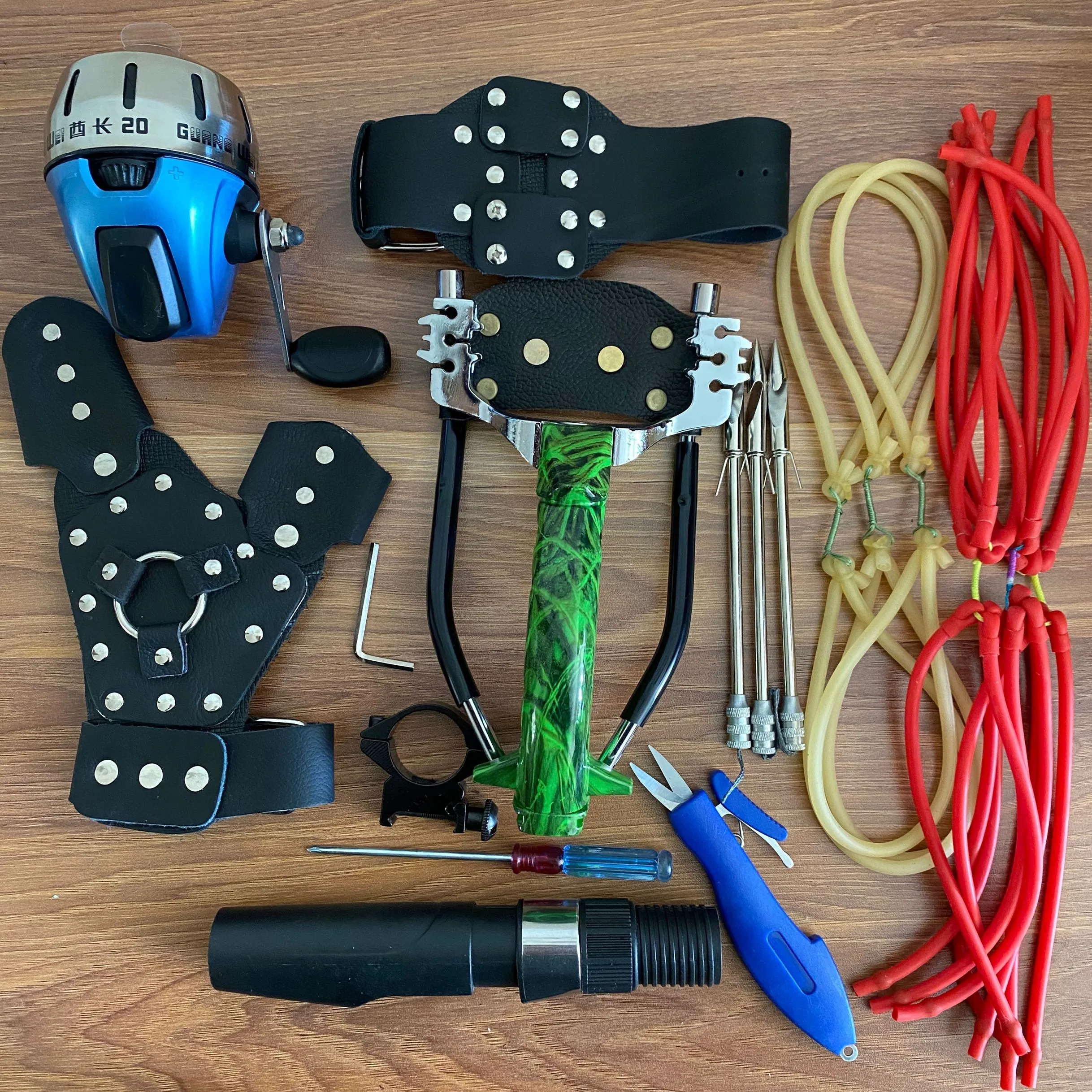 2021 High Quality Fish Shooting Artifact Slingshot Outdoor Professional Fishing Shooting Hunting Game Full Set Of Fishing Tools
2021 High Quality Fish Shooting Artifact Slingshot Outdoor Professional Fishing Shooting Hunting Game Full Set Of Fishing Tools