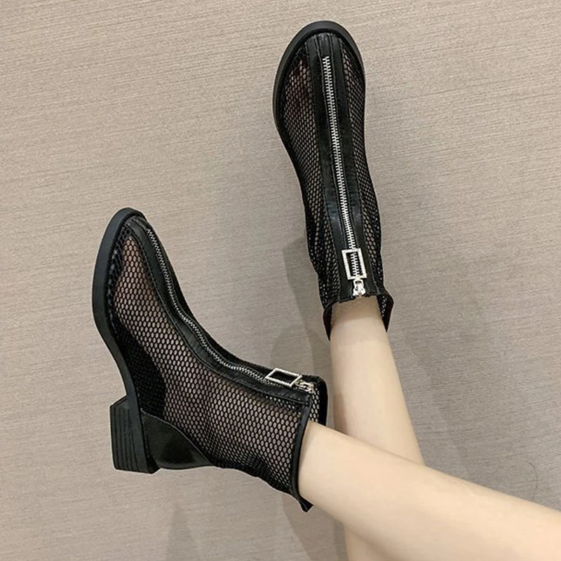 Siddons Summer New Mesh Women Ankle Boots Round Toe Breathable Med Heels Front Zipper Designer Shoes Woman Luxury Sandals Boots
Siddons Summer New Mesh Women Ankle Boots Round Toe Breathable Med Heels Front Zipper Designer Shoes Woman Luxury Sandals Boots
