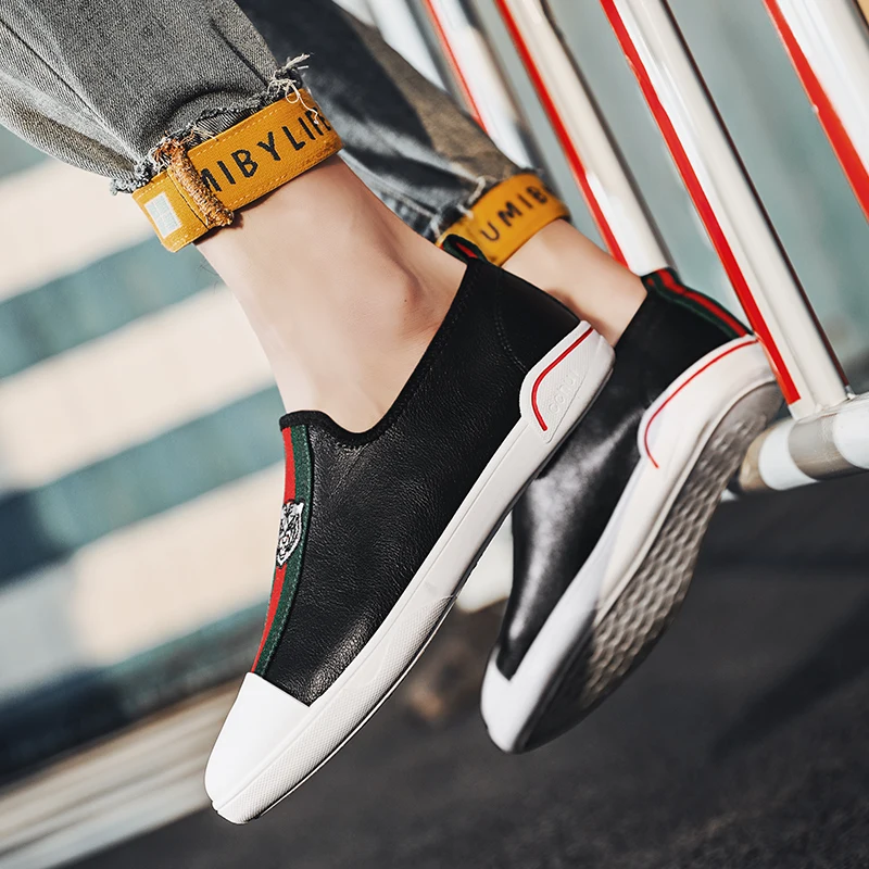 2020 new leather shoes men's sports shoes casual men's shoes fashion brand white shoes men's high-quality fashion wild shoes 2020 new leather shoes men's sports shoes casual men's shoes fashion brand white shoes men's high-quality fashion wild shoes