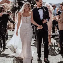 RANMO Mermaid Wedding Dress Lace Glitter Square Neck Sexy Backless Bridal Gowns Charming Bride Dress 2021 Robe de mariage
RANMO Mermaid Wedding Dress Lace Glitter Square Neck Sexy Backless Bridal Gowns Charming Bride Dress 2021 Robe de mariage