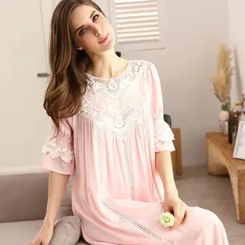 Ladies Summer Sweet And Lovely Home Service Sleepwear V-neck Big Flower Double Lace Edge Short Sleeve Cotton Casual Nightdress
Ladies Summer Sweet And Lovely Home Service Sleepwear V-neck Big Flower Double Lace Edge Short Sleeve Cotton Casual Nightdress