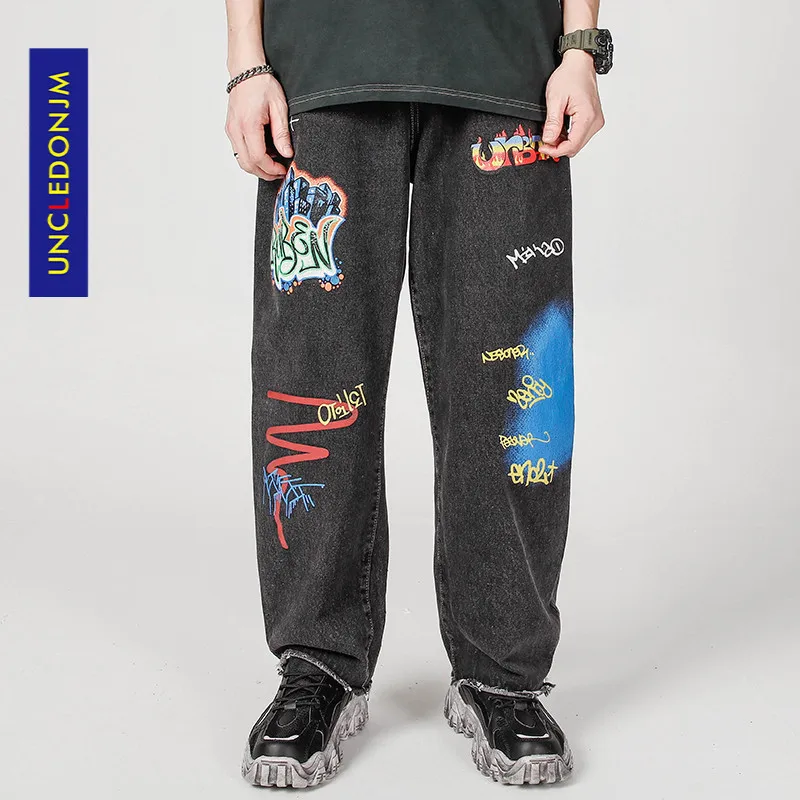 UNCLEDONJM Graffiti Printed Raw Jeans Men's Loose Straight Pants Street Casual distressed jeans men HD-B055
UNCLEDONJM Graffiti Printed Raw Jeans Men's Loose Straight Pants Street Casual distressed jeans men HD-B055