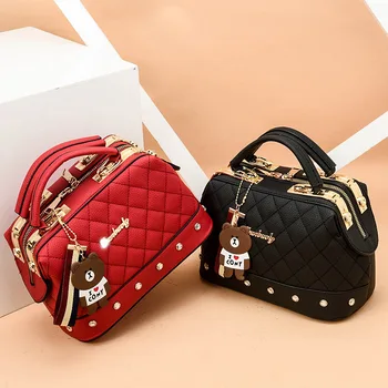The New One-shoulder Diagonal Small Bag with Diamond-shaped Lattice Korean Fashion Female Bag Small Square Bag Bear Ornament
The New One-shoulder Diagonal Small Bag with Diamond-shaped Lattice Korean Fashion Female Bag Small Square Bag Bear Ornament