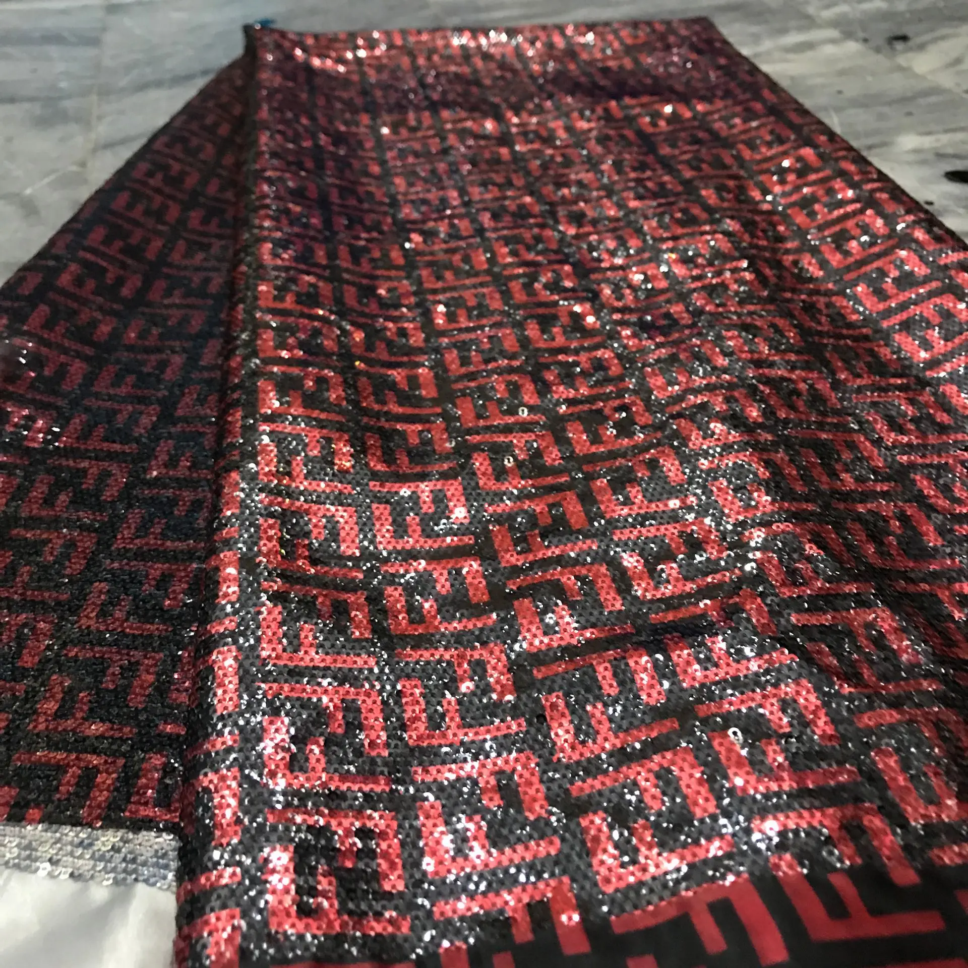 Latest Style African Lace Fabric 2019 High Quality Lace Fashion French Lace Fabric Tulle Nigerian Sequin Lace Fabrics
Latest Style African Lace Fabric 2019 High Quality Lace Fashion French Lace Fabric Tulle Nigerian Sequin Lace Fabrics