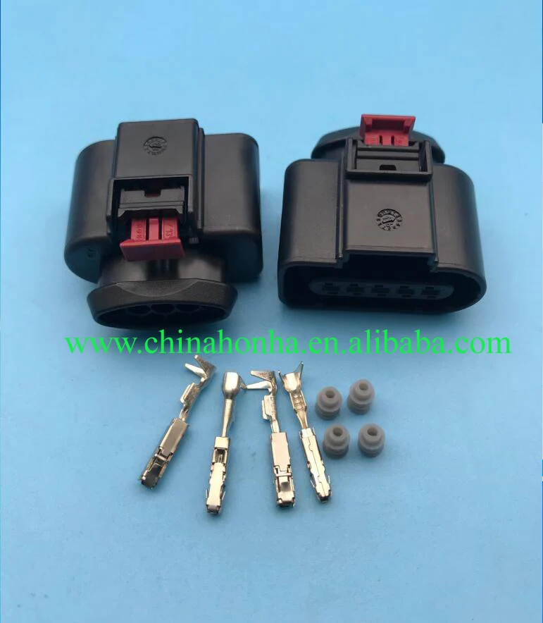 Connector housing seat adjustment plug 8K0973705 5-pin automatic connector for V-W Skoda
Connector housing seat adjustment plug 8K0973705 5-pin automatic connector for V-W Skoda