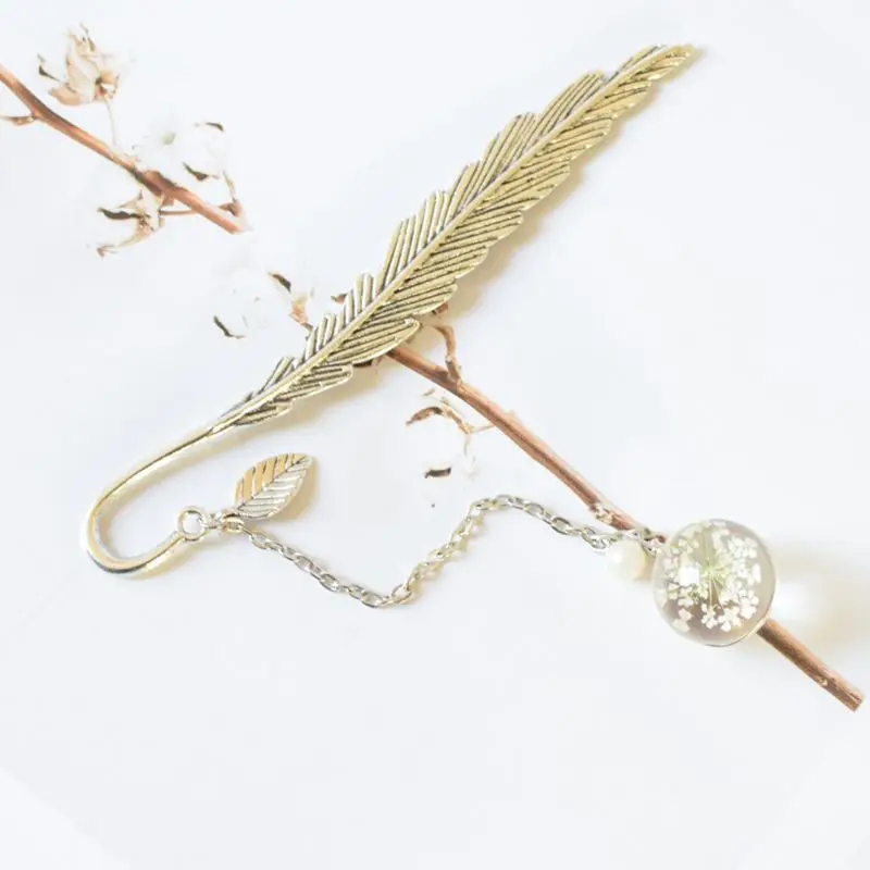 Retro Vintage Bookmark Feather Dried Flower Gypsophila Specimen Creative Metal Bookmarks Stationery Gift K92C
Retro Vintage Bookmark Feather Dried Flower Gypsophila Specimen Creative Metal Bookmarks Stationery Gift K92C