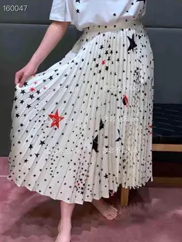 Milan Women Runway Skirts 2020 Spring Summer New Fashion Designer Star Print Mid-Calf Pleated White Top Quality Brand Style Hot
Milan Women Runway Skirts 2020 Spring Summer New Fashion Designer Star Print Mid-Calf Pleated White Top Quality Brand Style Hot