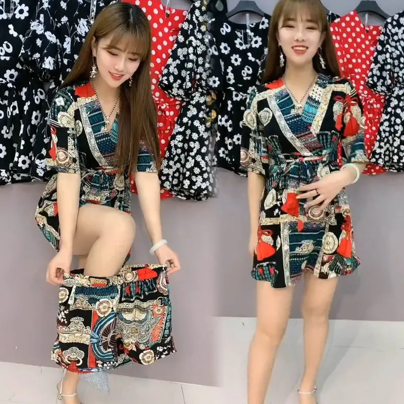 Single Piece/set Chiffon Skirt Summer Women's Suit 2020 New Trendy Korean Version of The Thin Net Red Shorts Women
Single Piece/set Chiffon Skirt Summer Women's Suit 2020 New Trendy Korean Version of The Thin Net Red Shorts Women