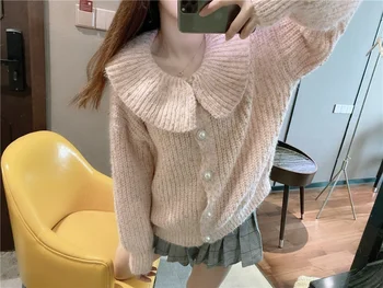 2020 Autumn New Big Lapel Cardigan Female Doll Collar Sweater Coat Age Reduction Loose Sweater
2020 Autumn New Big Lapel Cardigan Female Doll Collar Sweater Coat Age Reduction Loose Sweater