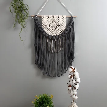Boho Chic Macrame Wall Hanging Handmade Woven Tassel Art Wall Cotton Ornaments Tapestry Decor for Home Wall Decor
Boho Chic Macrame Wall Hanging Handmade Woven Tassel Art Wall Cotton Ornaments Tapestry Decor for Home Wall Decor