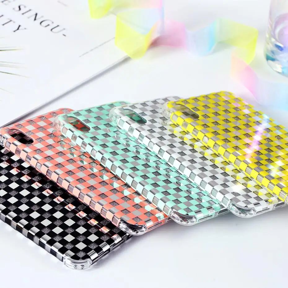 Ultra-thin Luxury Glitter Retro Black White Grid Phone Case For iphone XR XS Max X 6 6S 7 8 Plus Soft Full Cover Back Capa Coque
Ultra-thin Luxury Glitter Retro Black White Grid Phone Case For iphone XR XS Max X 6 6S 7 8 Plus Soft Full Cover Back Capa Coque