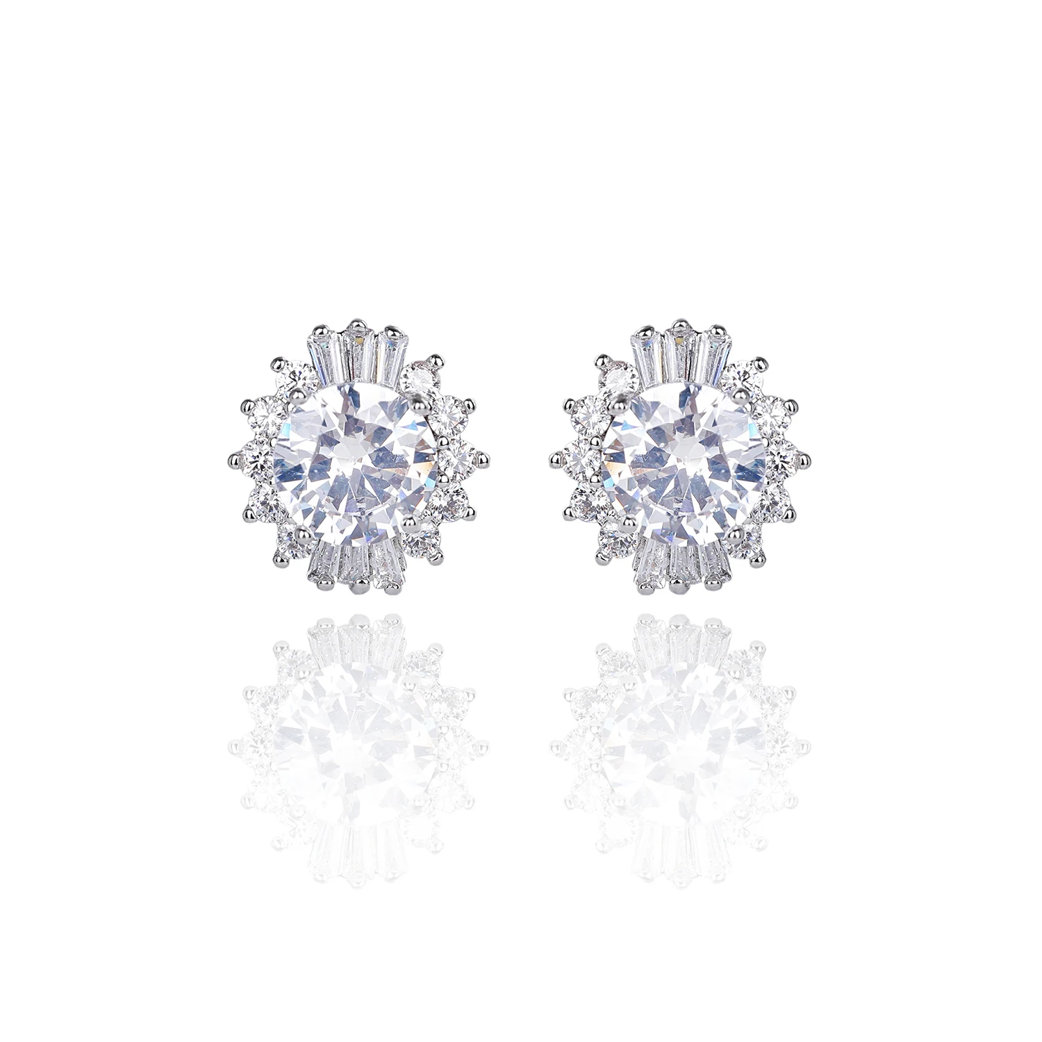 

Classic Cubic Zircon Stud Earrings for Wedding, Crystals Round Earring for Bride, Women Girl Gift CE10666