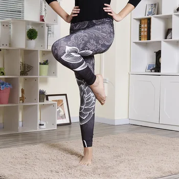 Women Printed Trousers Lotus Leaf Pattern Temperament Bottom Hip-lifting Pants Elastic High-waist Sports Fitness Cropped Pants
Women Printed Trousers Lotus Leaf Pattern Temperament Bottom Hip-lifting Pants Elastic High-waist Sports Fitness Cropped Pants